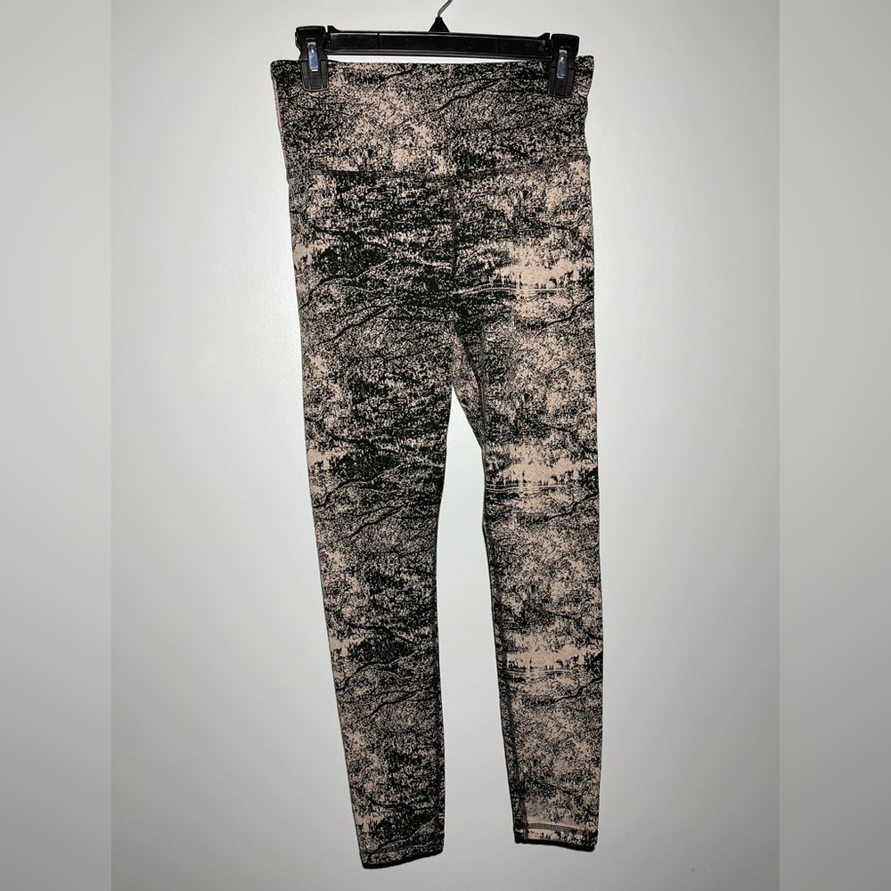 Athleta Black and Cream Jeggings